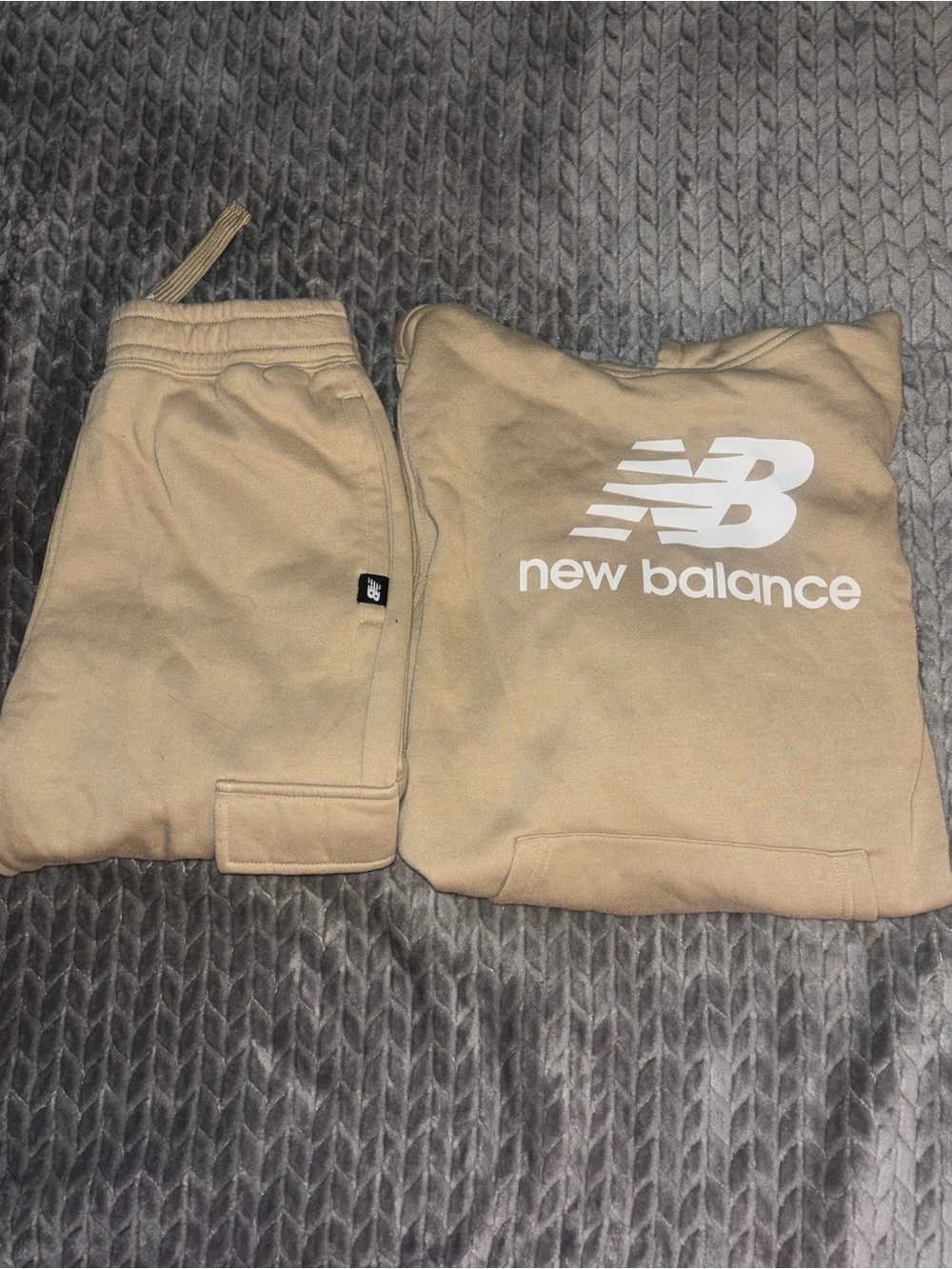 New Balance Kids Beige Hoodie & Sweatpants Set with White Logo